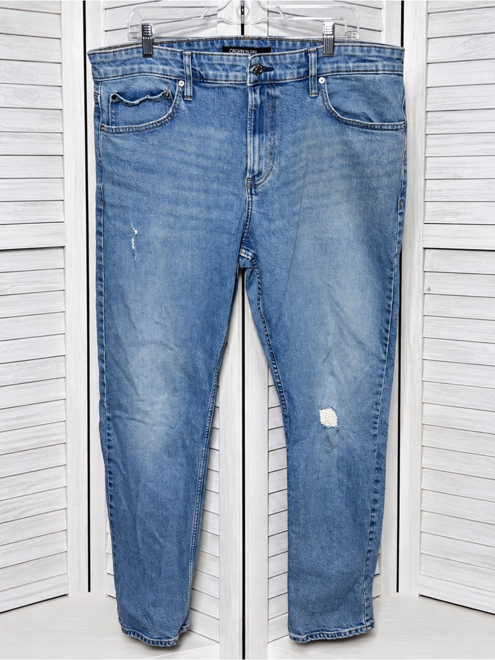 Calvin Klein Jeans Men’s 38x32 Distressed Slim Straight Blue Denim
